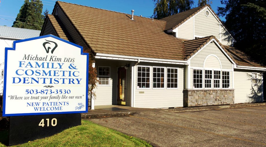 Dr Michael Kim Family Dental Practice Office in Silverton, Oregon